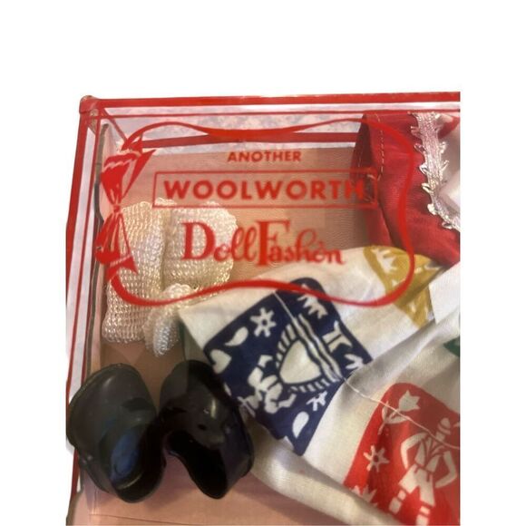 Vintage Woolworth Doll Fashion in box - Picture 2 of 4